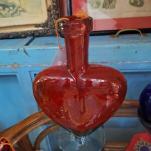 FLORERO CORAZÓN CON PEDESTAL DE VIDRIO SOPLADO