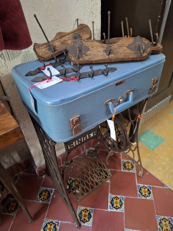 MÁQUINA DE COSER, BASE - Image 2