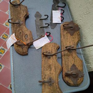 PERCHERO 3 GANCHOS