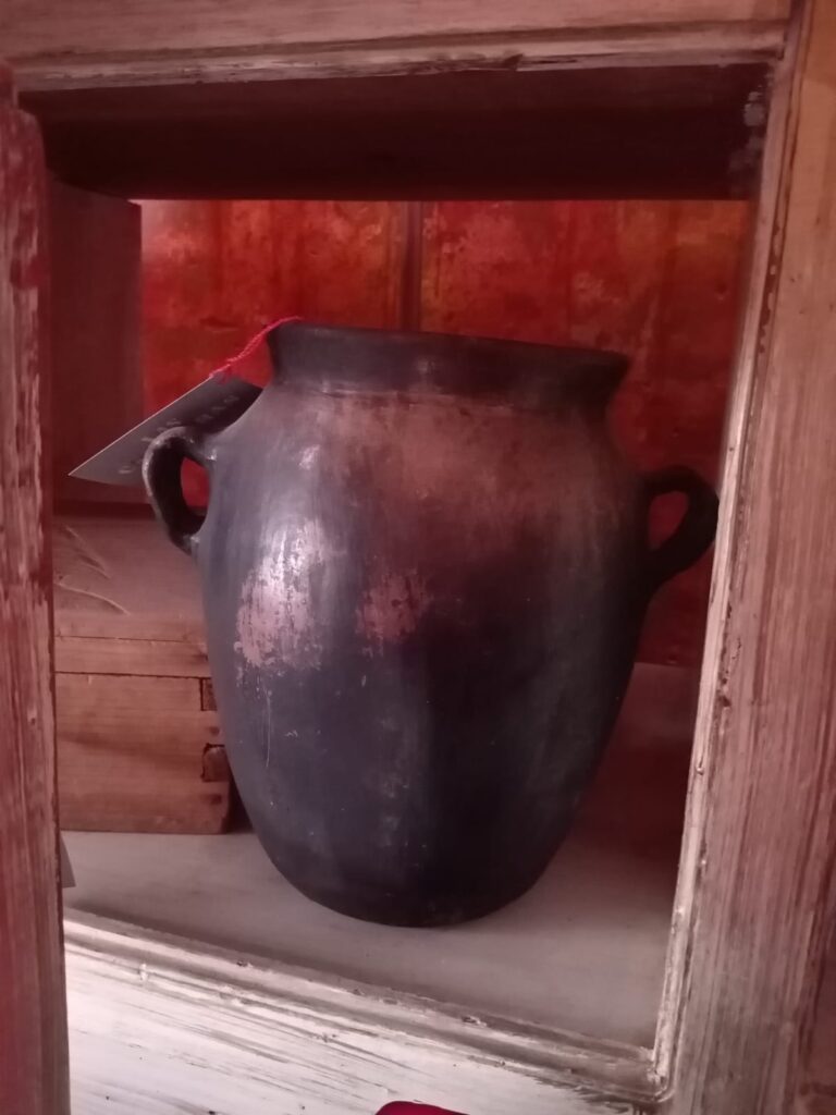 OLLA CHICA DE BARRO