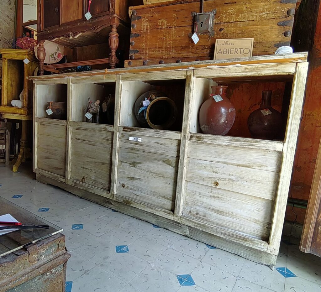 MOSTRADOR DE TIENDA