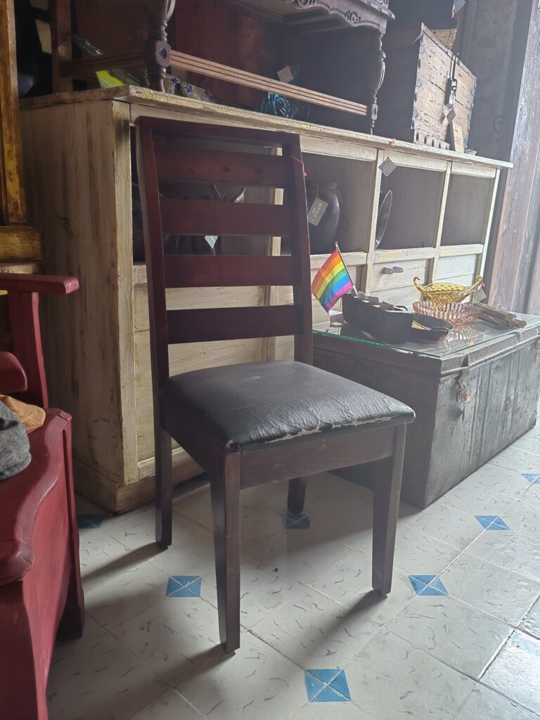 SILLA DE MADERA
